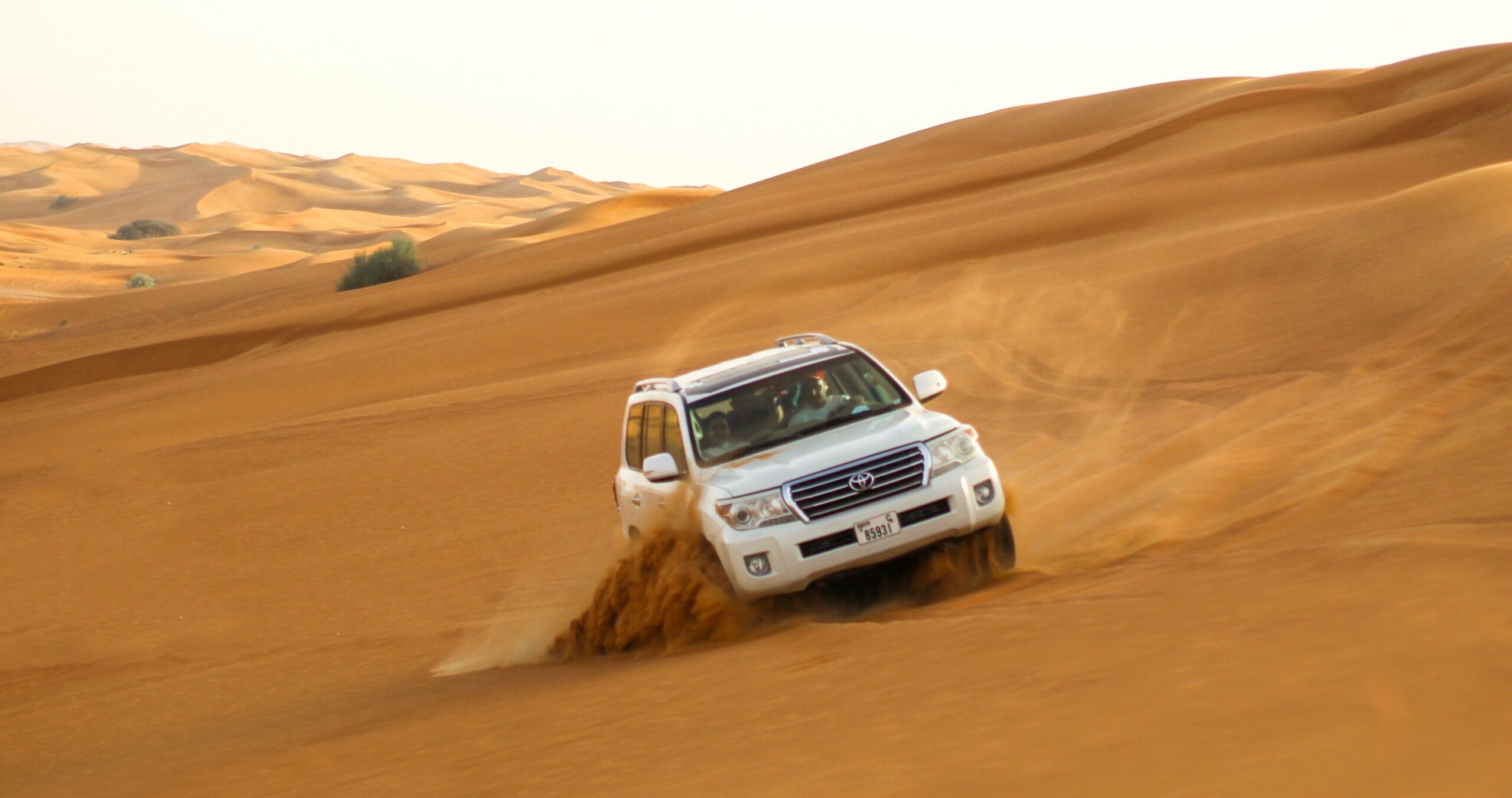 Dune-Bashing-in-Dubai-Desert-Safari